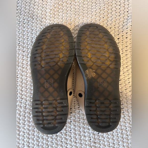 Dr. Martens Carlson Suede Casual Slingback Mules in Tan size US M 8/ US L 9 - Picture 5 of 10